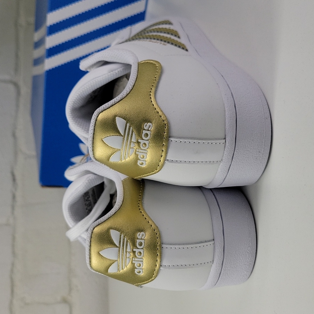 Adidas Originals Superstar White / Gold Womens Sizes - Picture 5 of 8